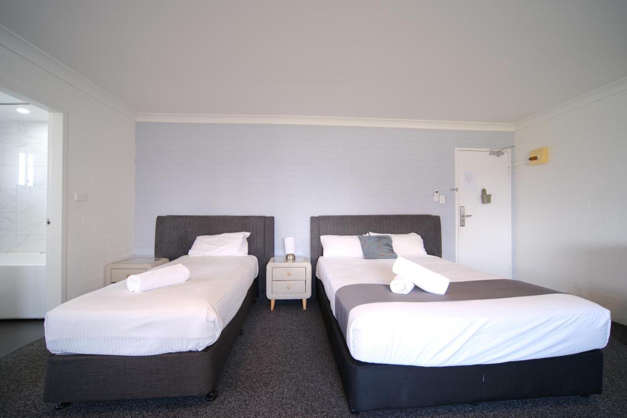 Lakeside Inn Illawarra Primbee Esterno foto